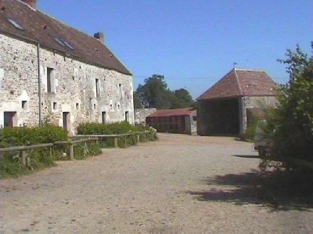 (C) Saint Yvière